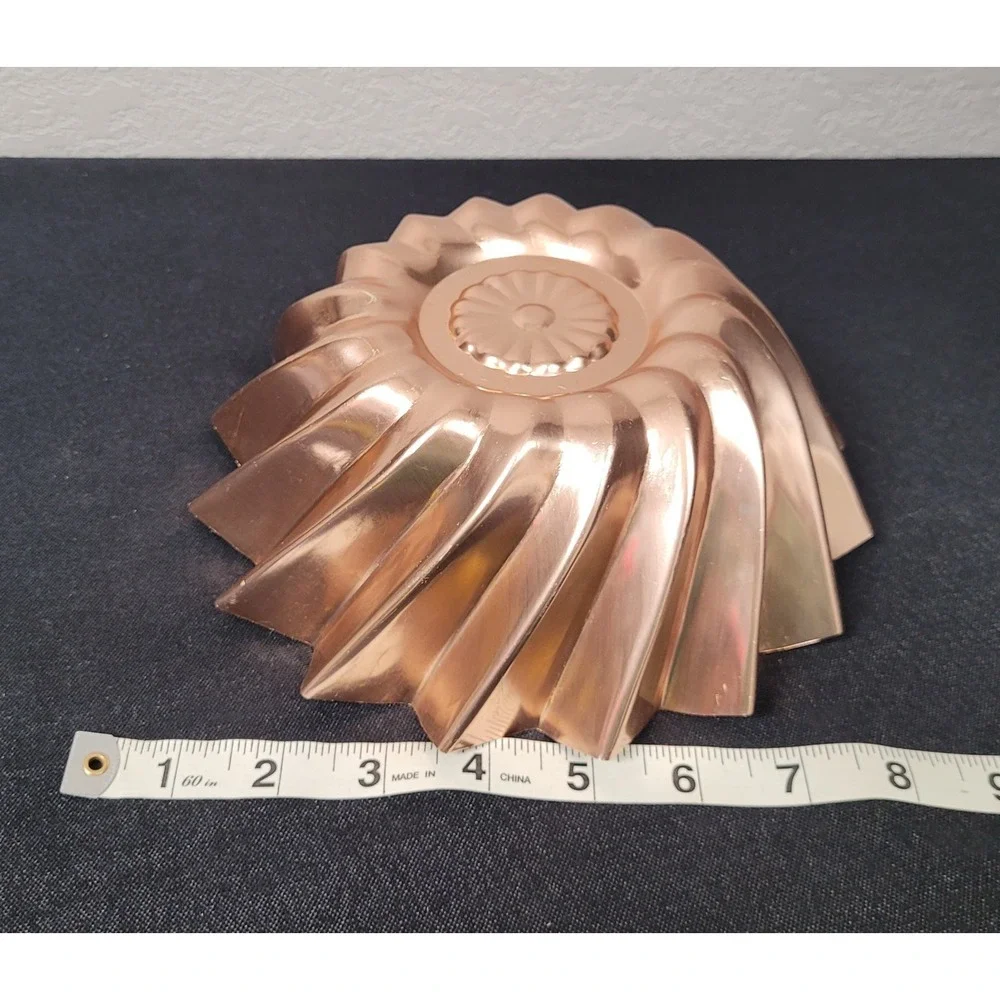 VTG 60s Copper Tone Pinwheel Jello Mold Swirl Starburst Fluted Aluminum Decor